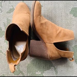 Tan Cowgirl Booties